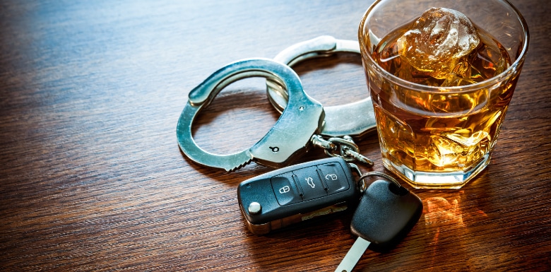 Glass-of-Alcohol-and-Car-Keys