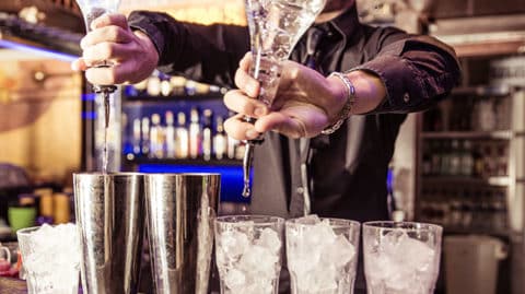 Bartender-Pouring-and-Making-Drinks